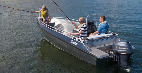 Buster L1 båt